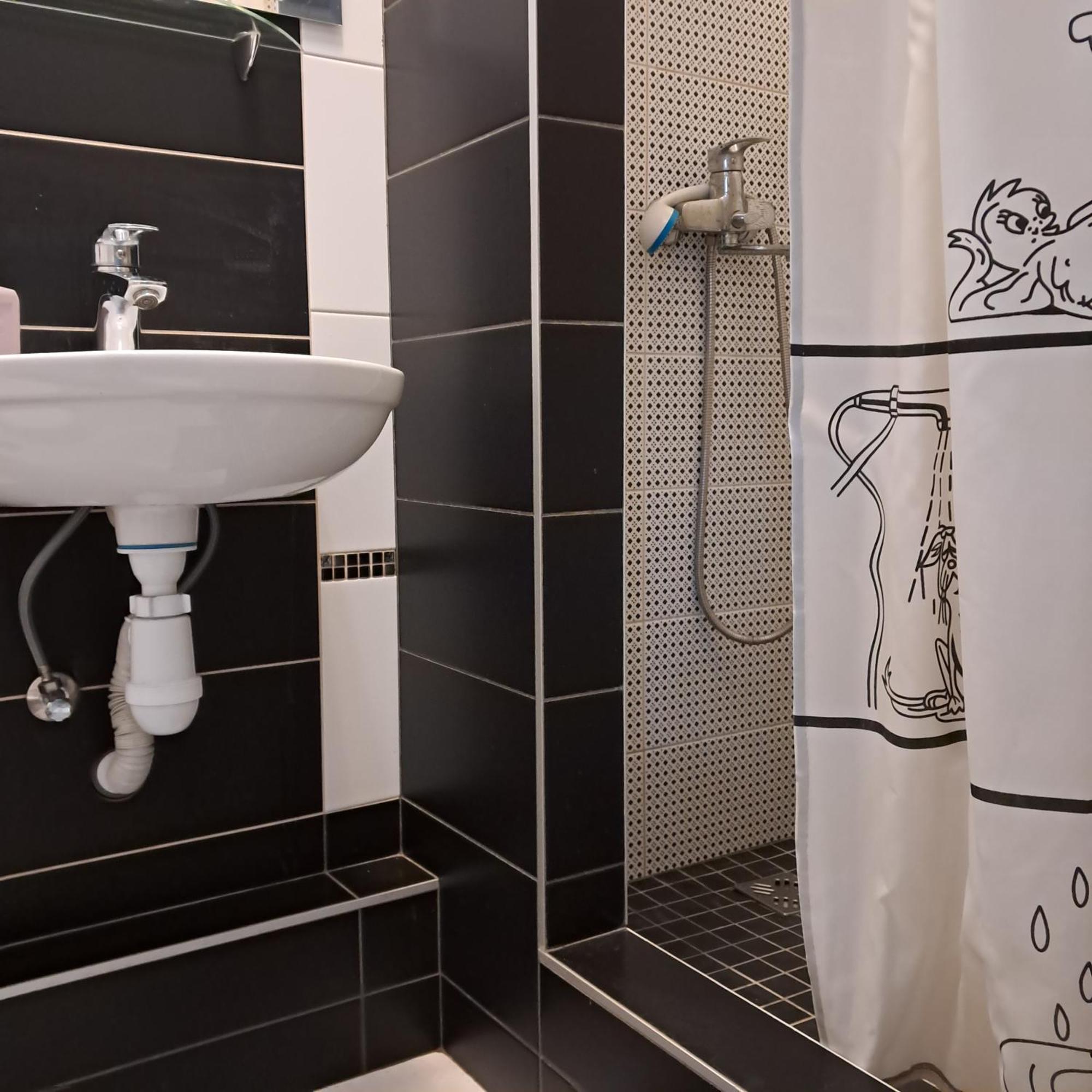 Apartment On Tytova 8 Dnipro Eksteriør billede